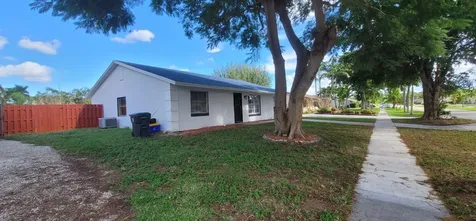 4839 Poseidon Place Lake Worth FL 33463