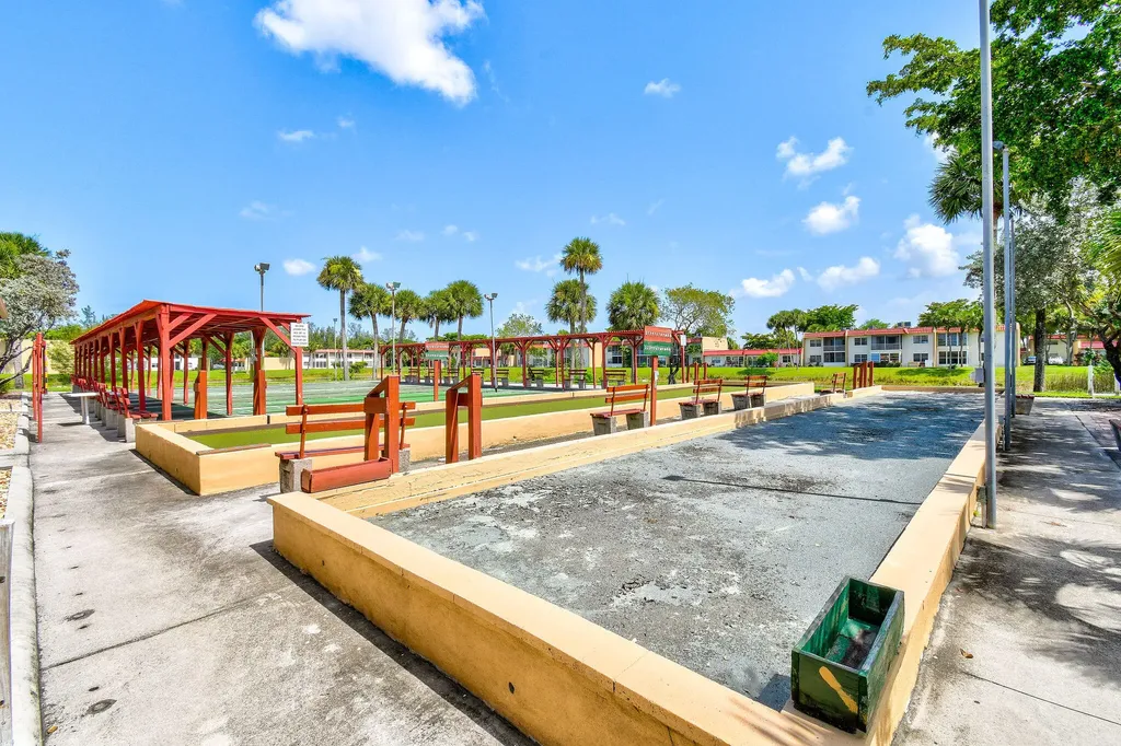 140 Lake Nancy Lane West Palm Beach FL 33411