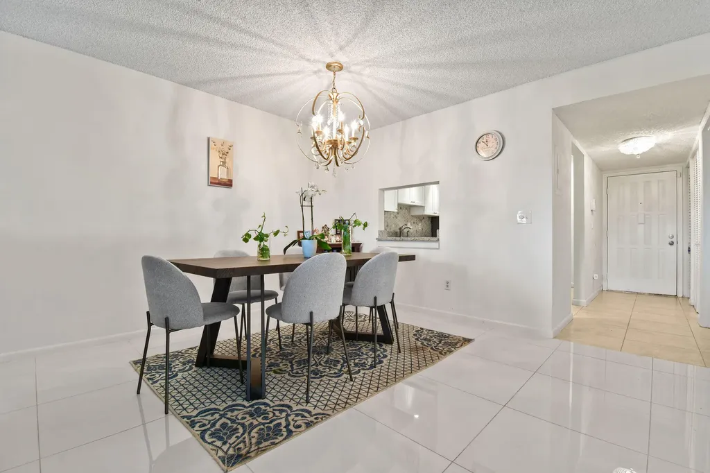 140 Lake Nancy Lane West Palm Beach FL 33411