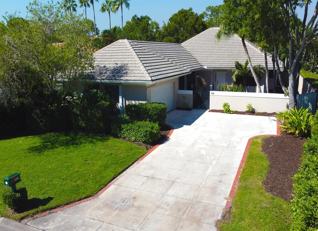 158 Coventry Place Palm Beach Gardens FL 33418