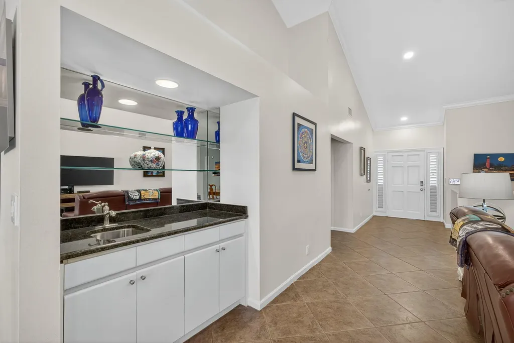 158 Coventry Place Palm Beach Gardens FL 33418
