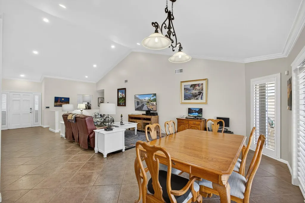 158 Coventry Place Palm Beach Gardens FL 33418