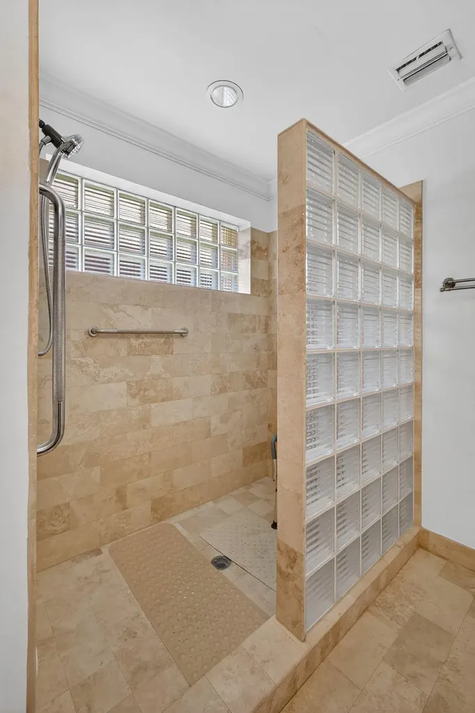 158 Coventry Place Palm Beach Gardens FL 33418