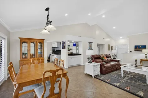 158 Coventry Place Palm Beach Gardens FL 33418