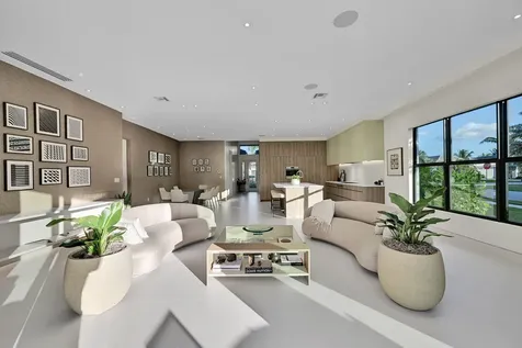 8538 Apple Falls Lane Boca Raton FL 33496