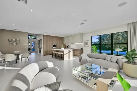 8538 Apple Falls Lane Boca Raton FL 33496