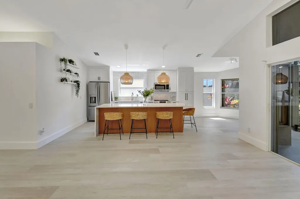 11287 Vivero Avenue Boynton Beach FL 33437