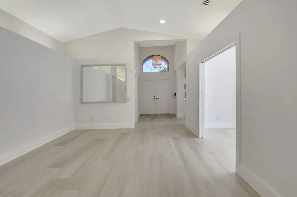11287 Vivero Avenue Boynton Beach FL 33437