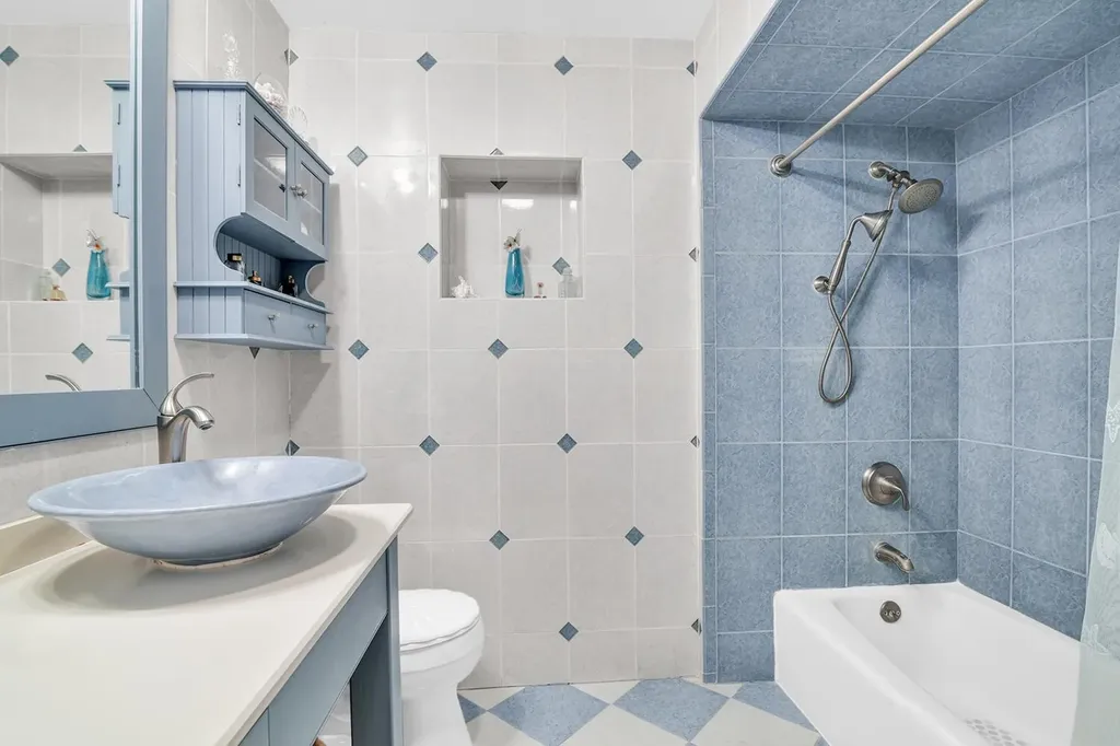 3203 Palm Drive Delray Beach FL 33483
