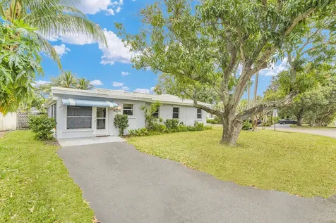 3203 Palm Drive Delray Beach FL 33483