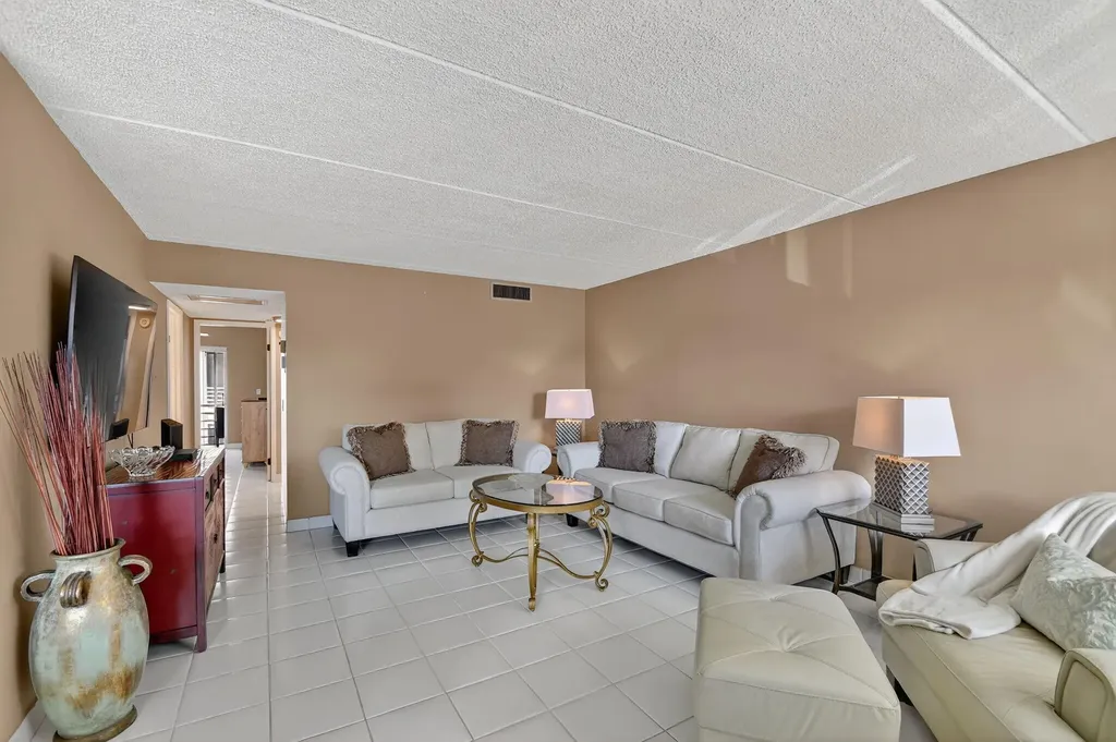 3200 Springdale Boulevard Palm Springs FL 33461