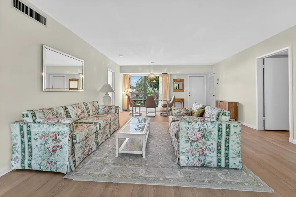 6 Concourse Drive Jupiter FL 33469
