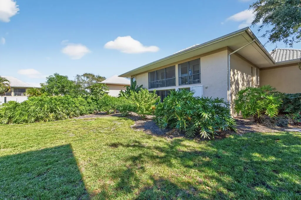 6 Concourse Drive Jupiter FL 33469