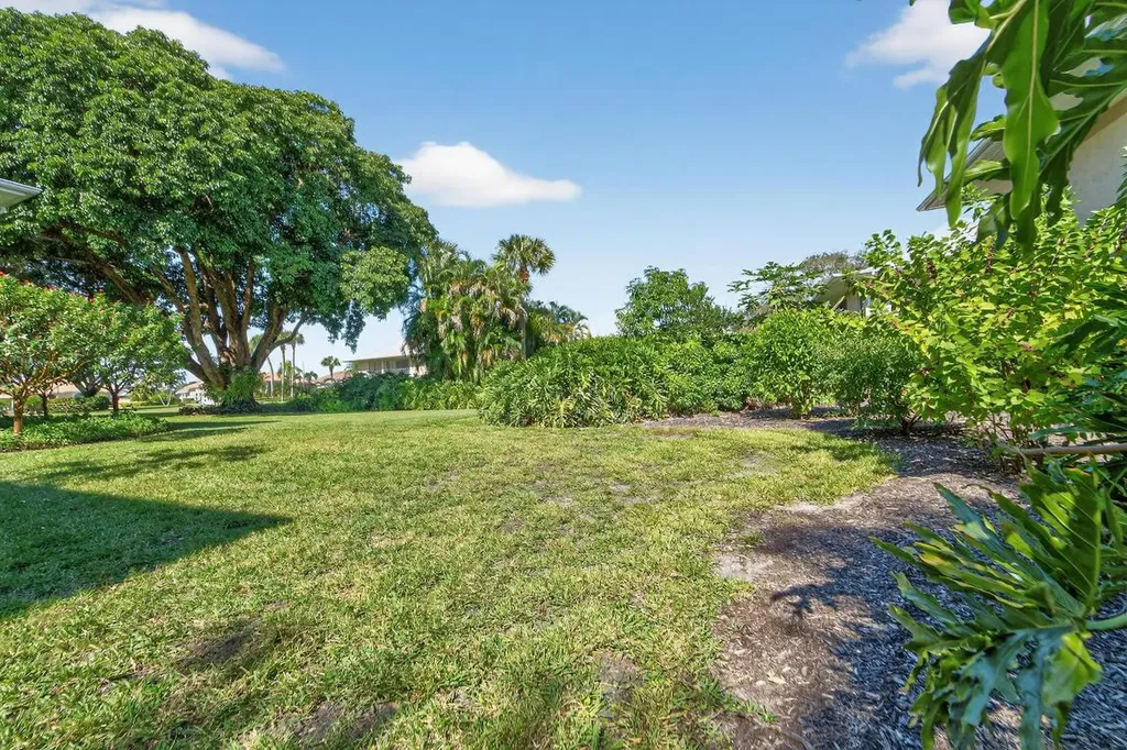 6 Concourse Drive Jupiter FL 33469