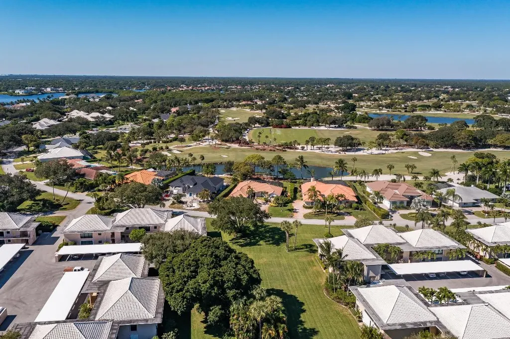 6 Concourse Drive Jupiter FL 33469