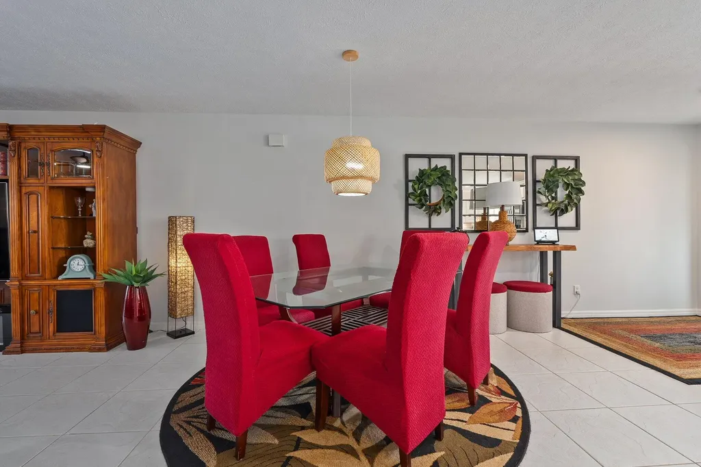 2186 SE Wild Meadow Circle Port St Lucie FL 34952