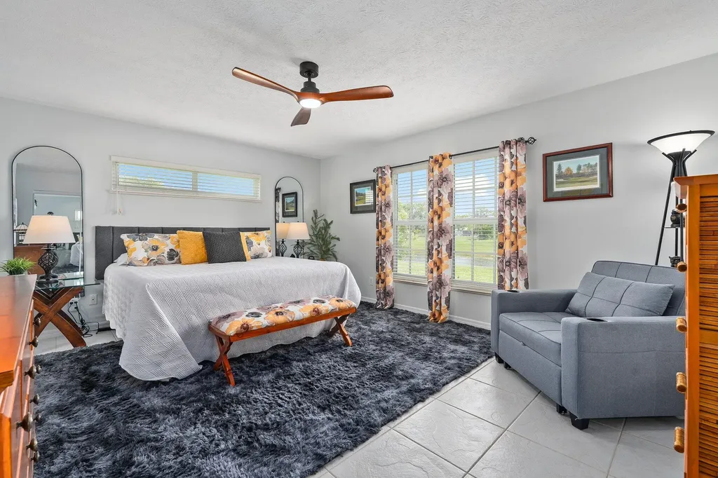 2186 SE Wild Meadow Circle Port St Lucie FL 34952