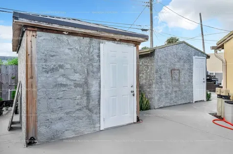 5713 Briarwood Street Mangonia Park FL 33407