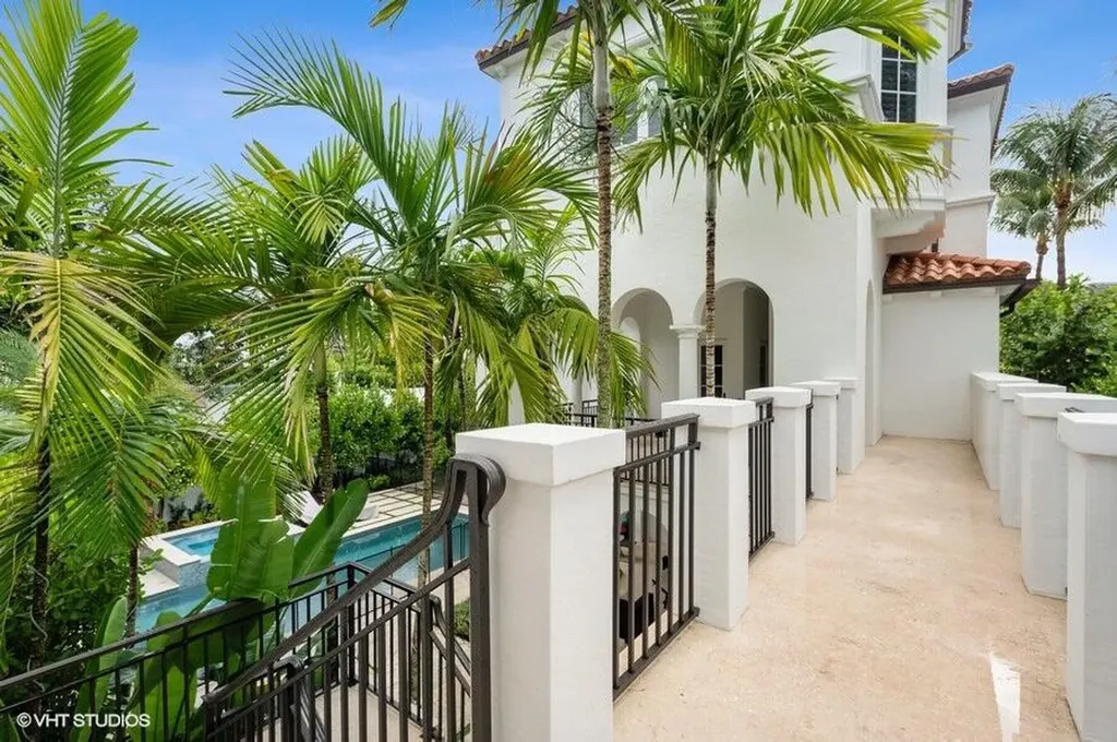 6103 N Ocean Boulevard N Ocean Ridge FL 33435
