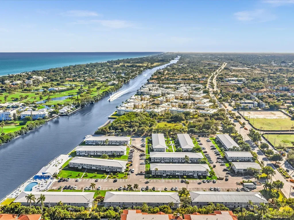 2542 S Federal Highway Boynton Beach FL 33435