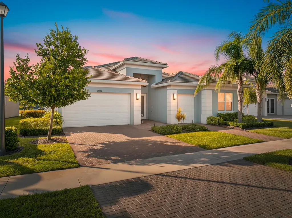 11990 SW Still Waters Avenue Port St Lucie FL 34987