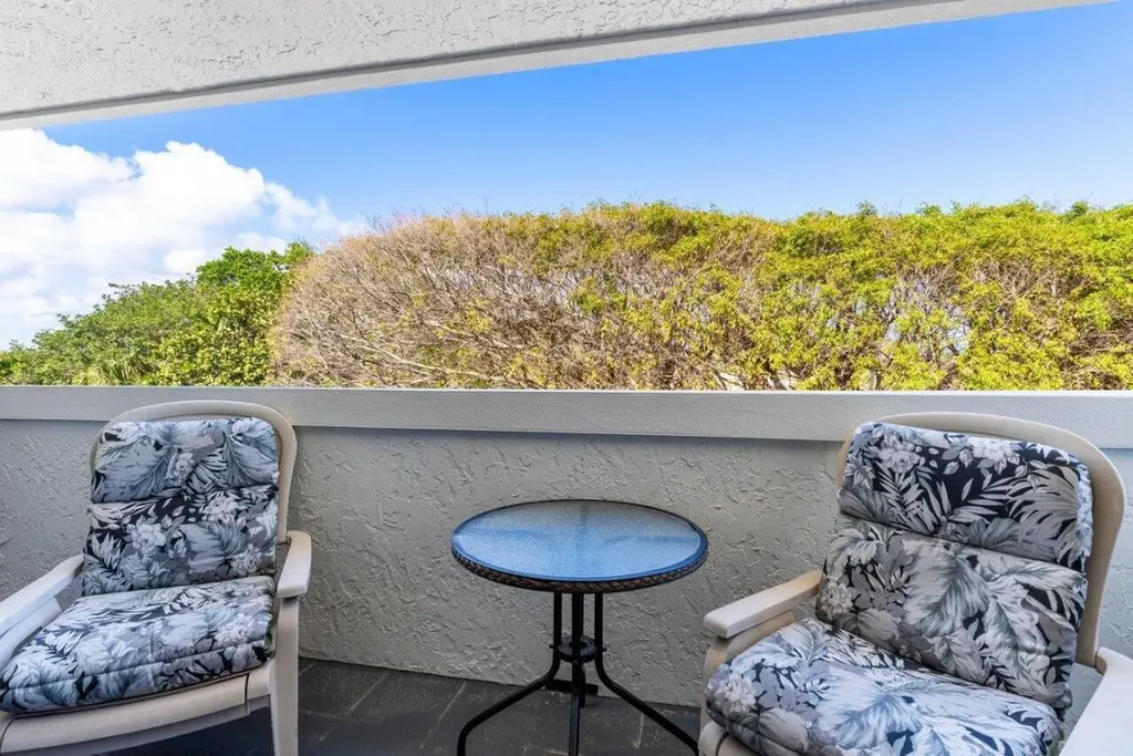 1170 Hillsboro Mile Hillsboro Beach FL 33062
