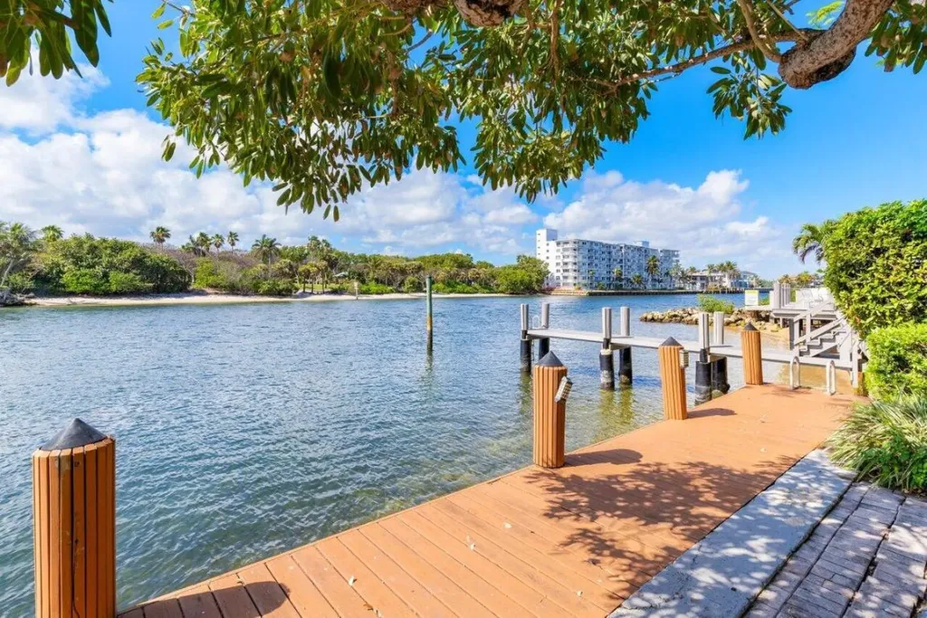 1170 Hillsboro Mile Hillsboro Beach FL 33062