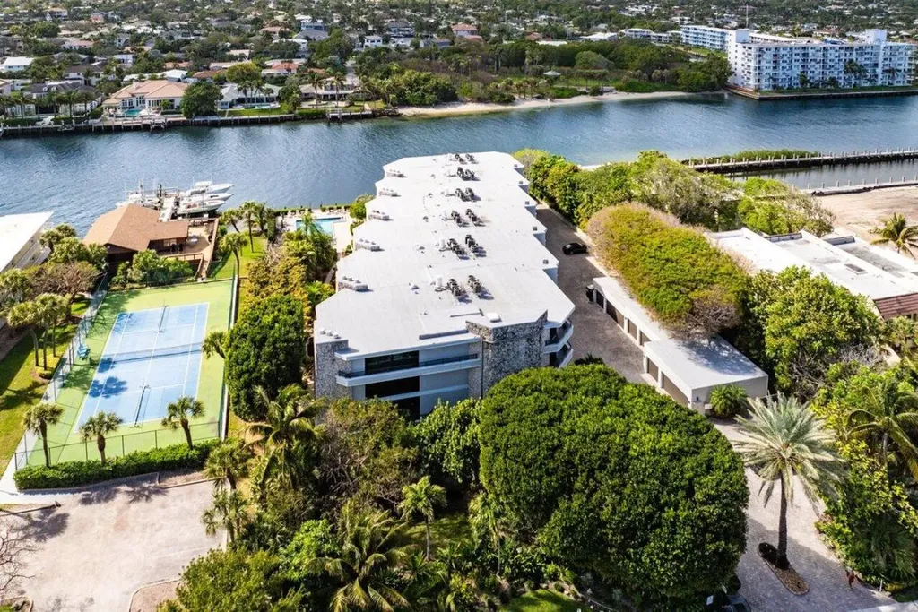 1170 Hillsboro Mile Hillsboro Beach FL 33062