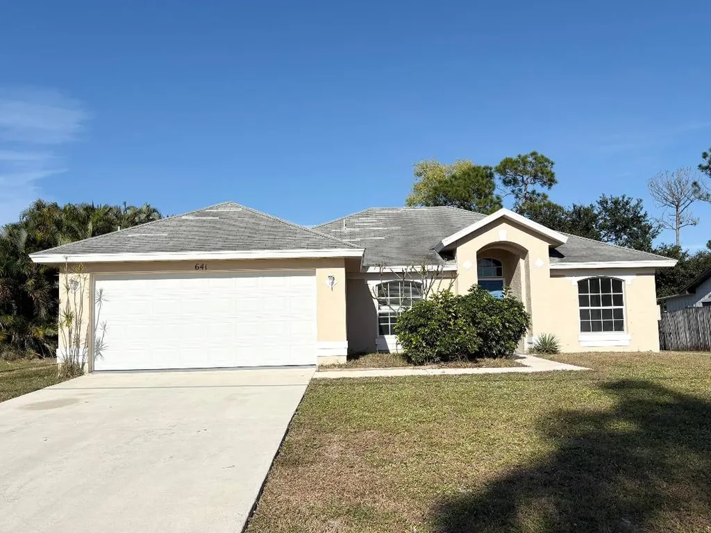 641 SE Delancey Lane Port St Lucie FL 34984