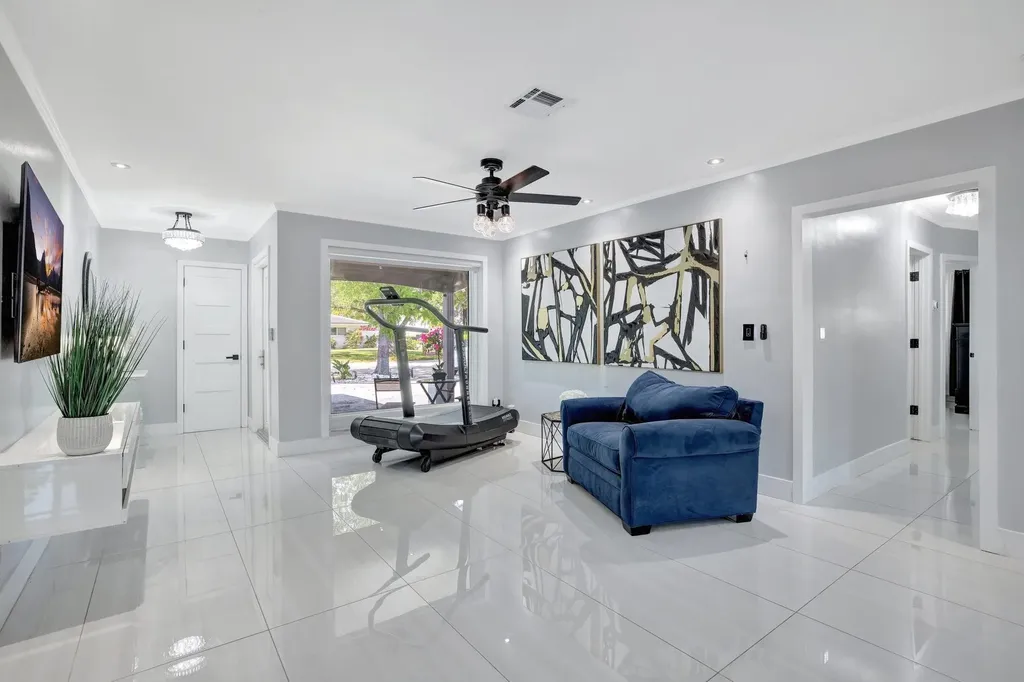 2260 NE 62nd Street Fort Lauderdale FL 33308