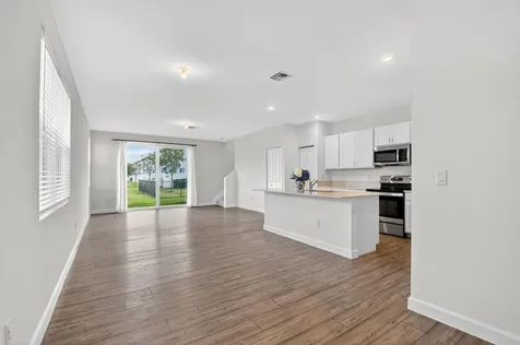 4645 Meyerson Place Lake Worth FL 33463