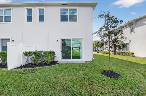 4645 Meyerson Place Lake Worth FL 33463