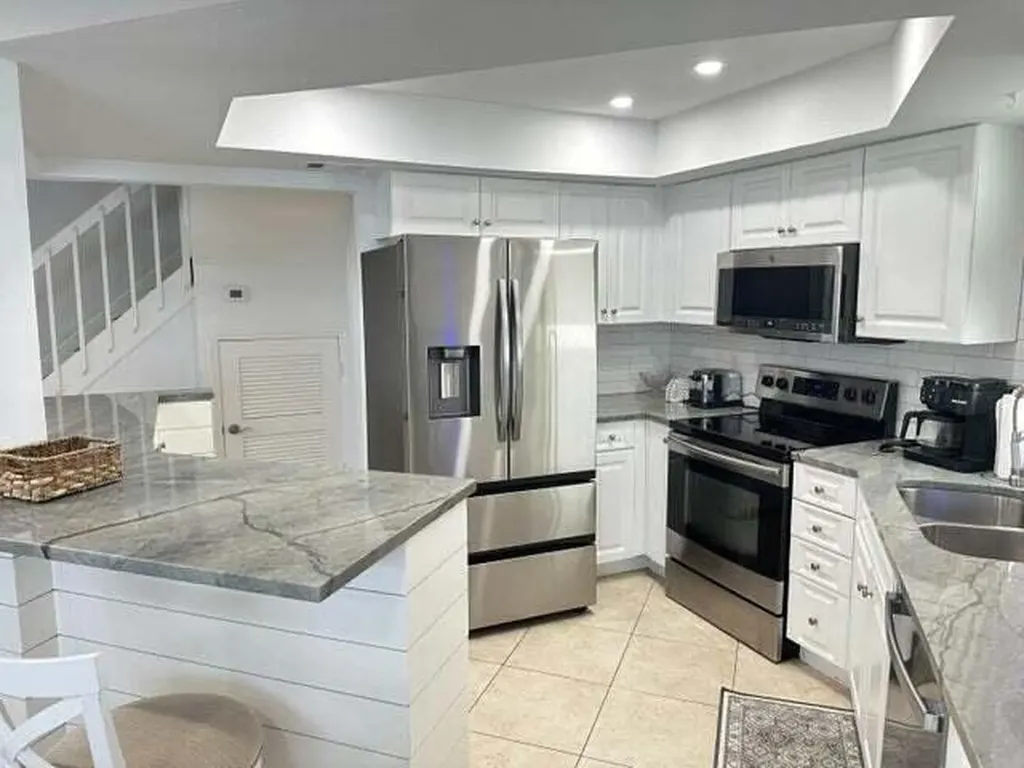 237 Seabreeze Circle Jupiter FL 33477