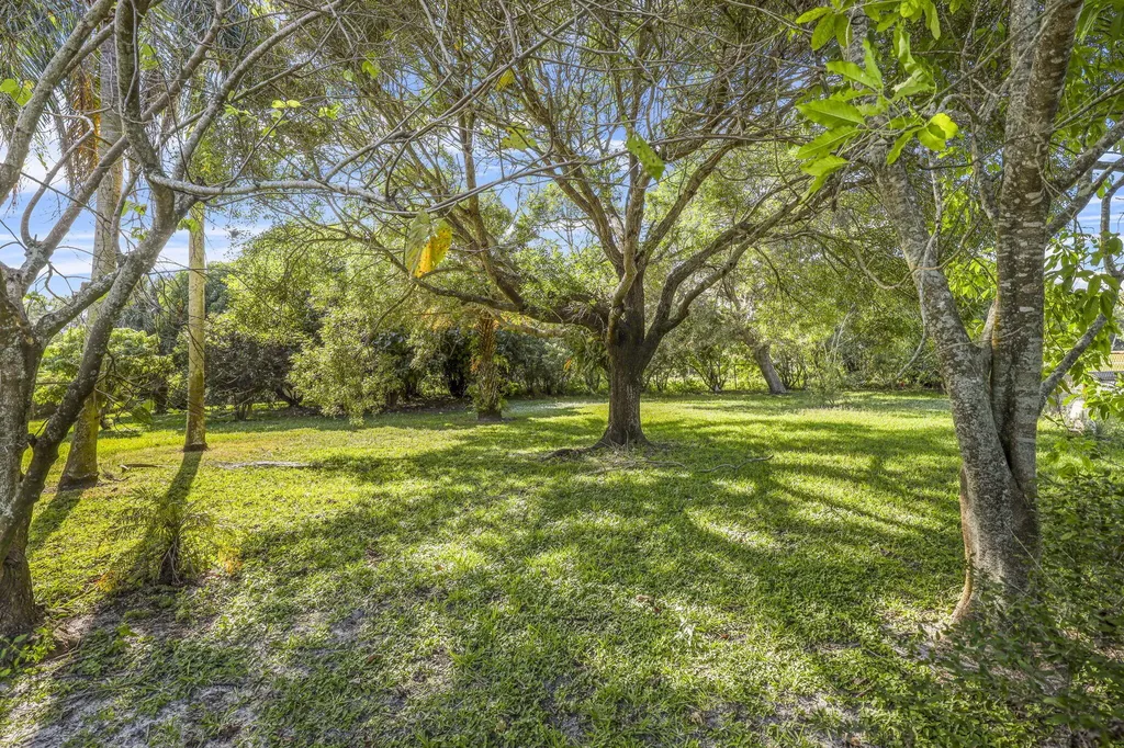 140 SW Mark Court Port St Lucie FL 34953