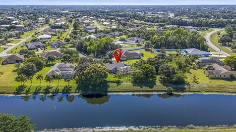 140 SW Mark Court Port St Lucie FL 34953