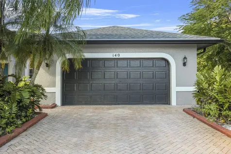 140 SW Mark Court Port St Lucie FL 34953