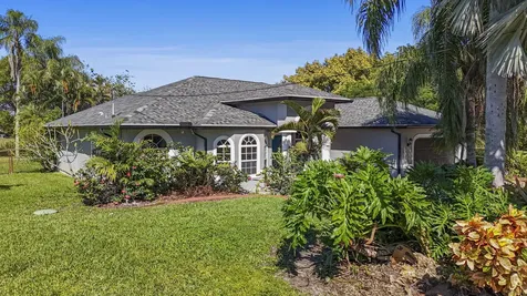 140 SW Mark Court Port St Lucie FL 34953