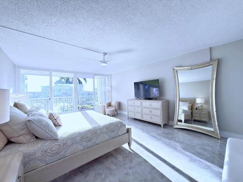 3546 S Ocean Boulevard South Palm Beach FL 33480