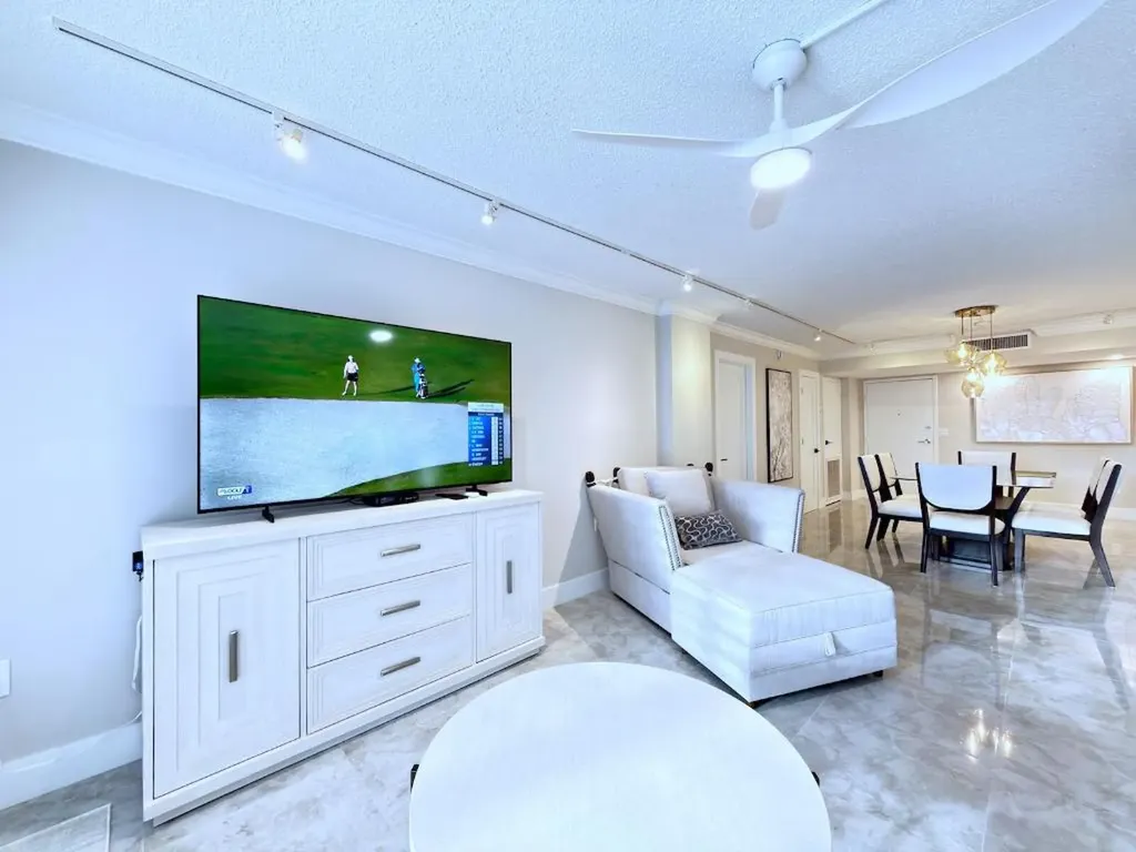 3546 S Ocean Boulevard South Palm Beach FL 33480