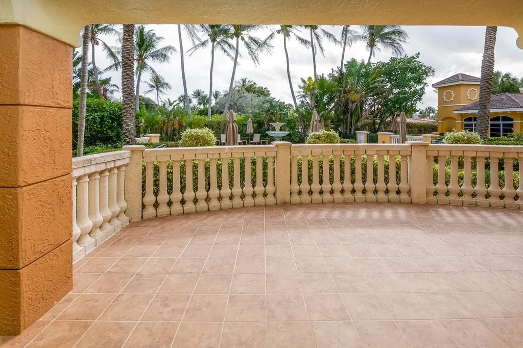 1228 Hillsboro Mile Hillsboro Beach FL 33062