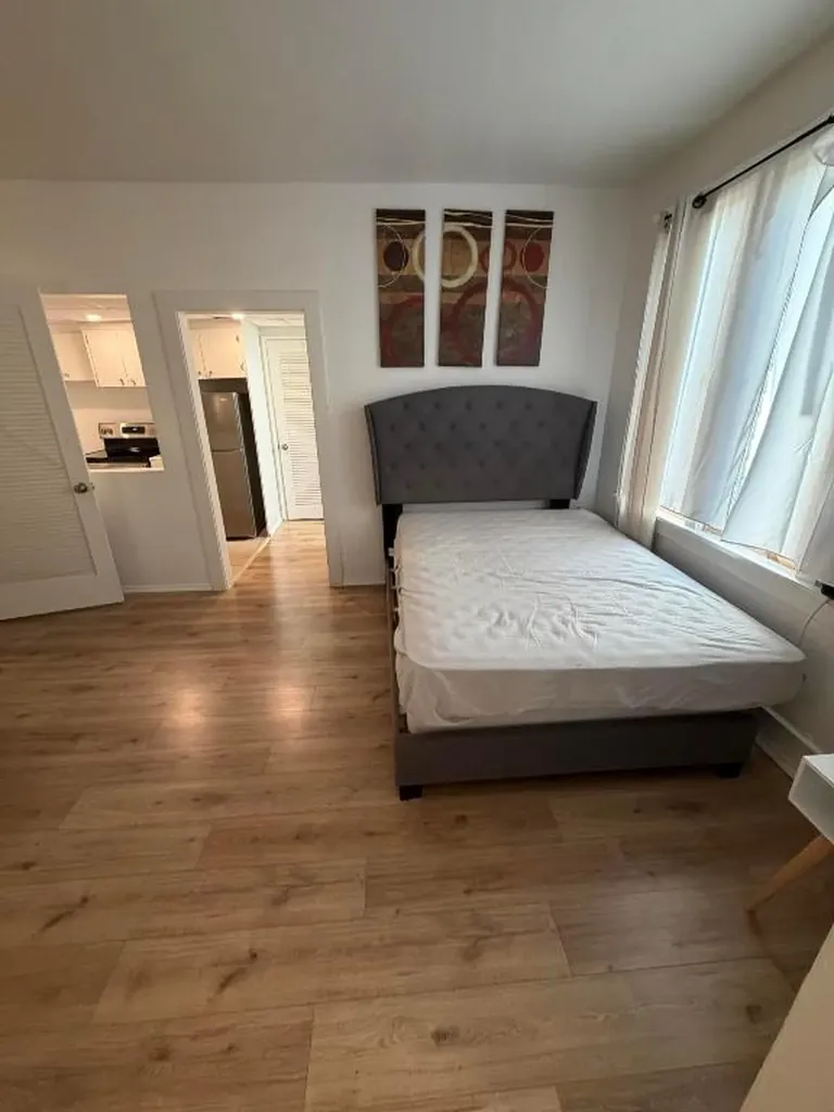 105 NE 16th Terrace Fort Lauderdale FL 33301