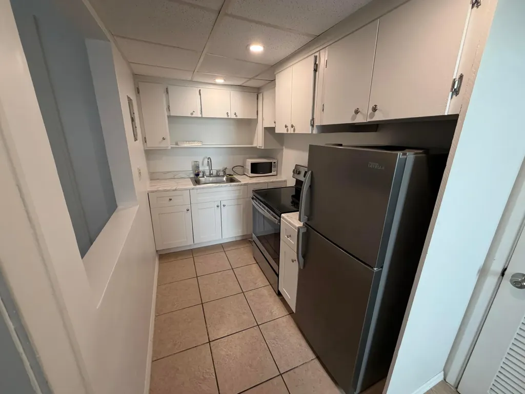 105 NE 16th Terrace Fort Lauderdale FL 33301