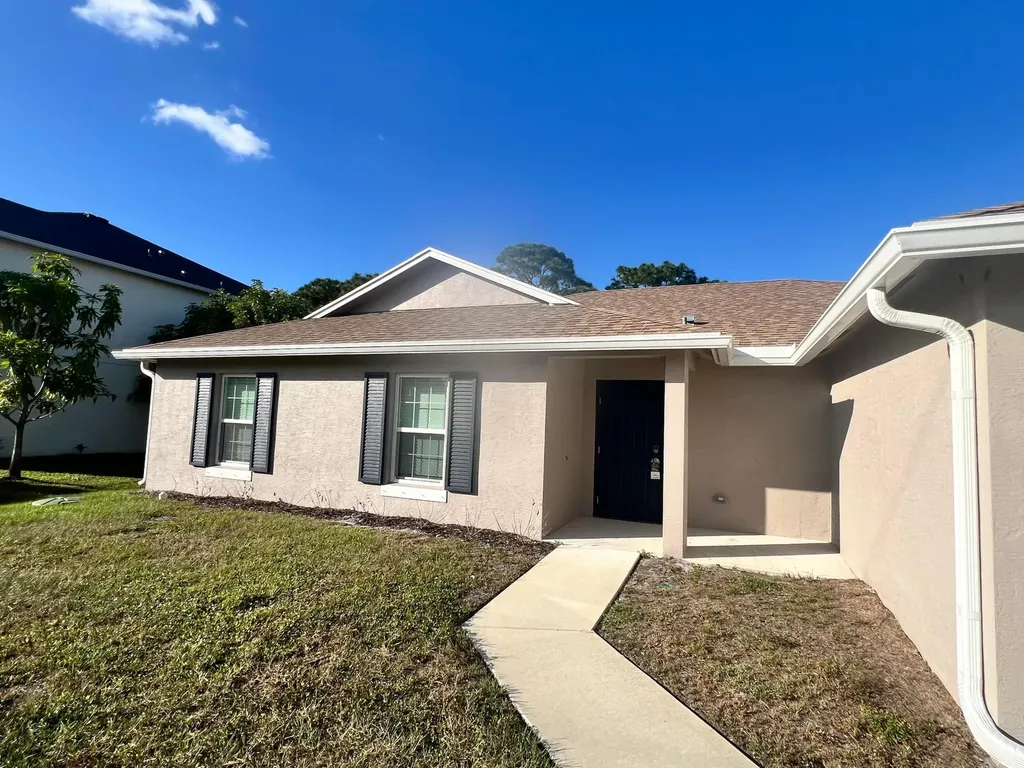 5951 NW Baynard Drive Port St Lucie FL 34986