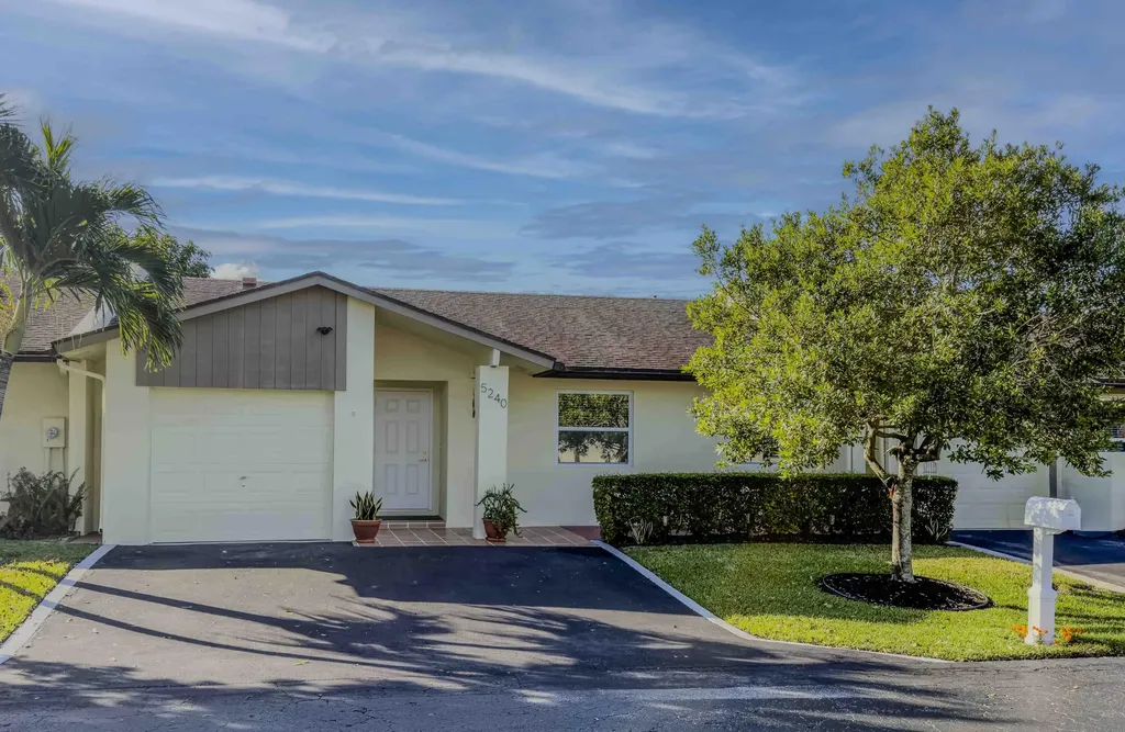 5240 Copperleaf Circle Delray Beach FL 33484
