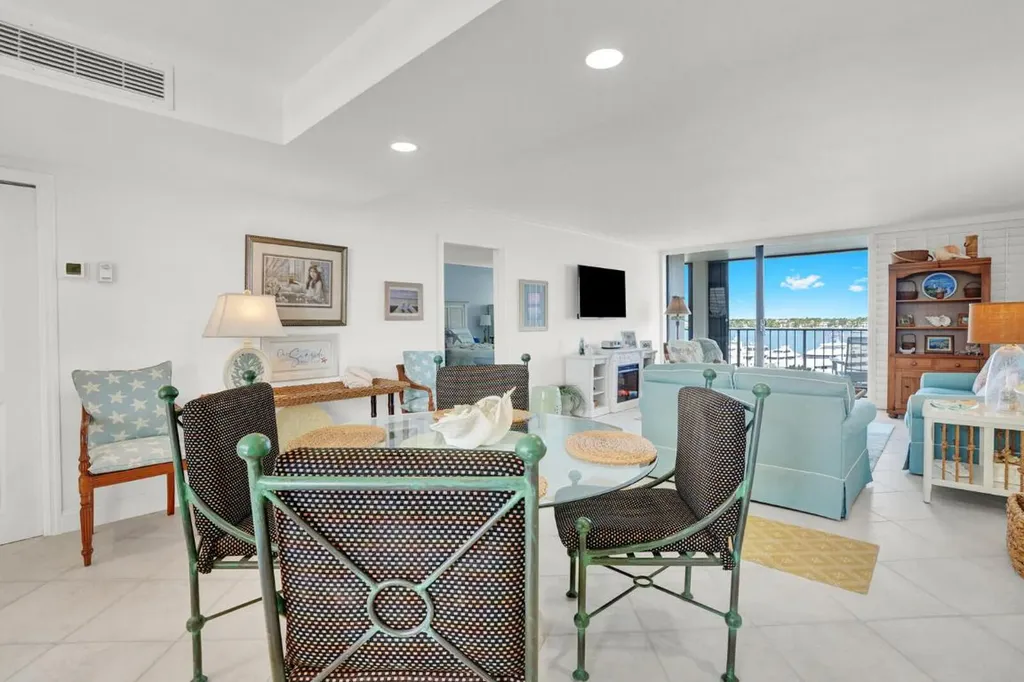 132 Lakeshore Drive North Palm Beach FL 33408