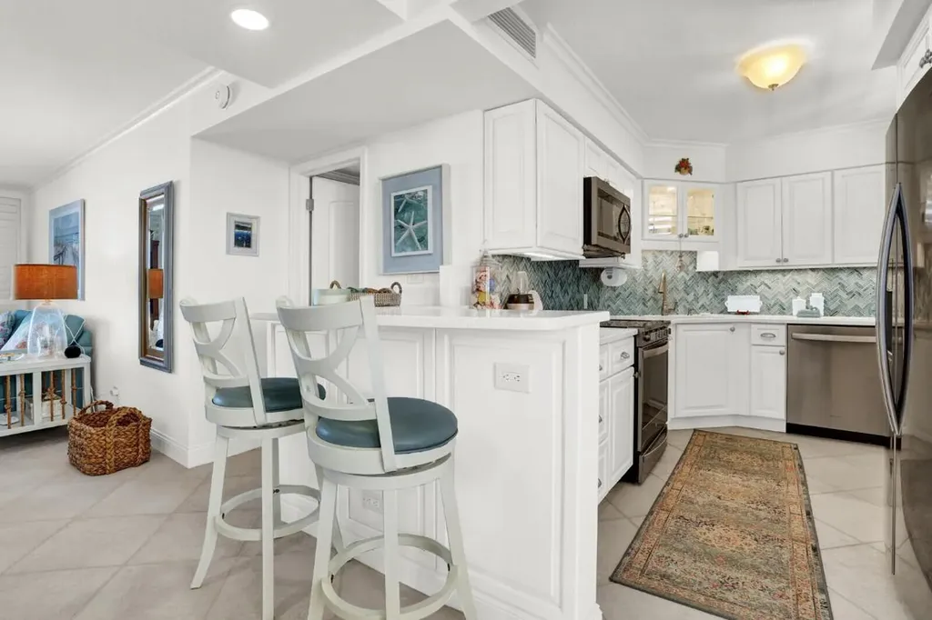 132 Lakeshore Drive North Palm Beach FL 33408