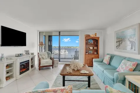 132 Lakeshore Drive North Palm Beach FL 33408
