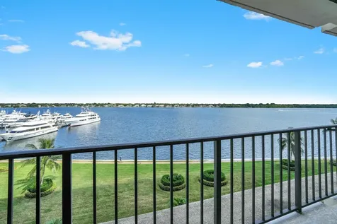 132 Lakeshore Drive North Palm Beach FL 33408
