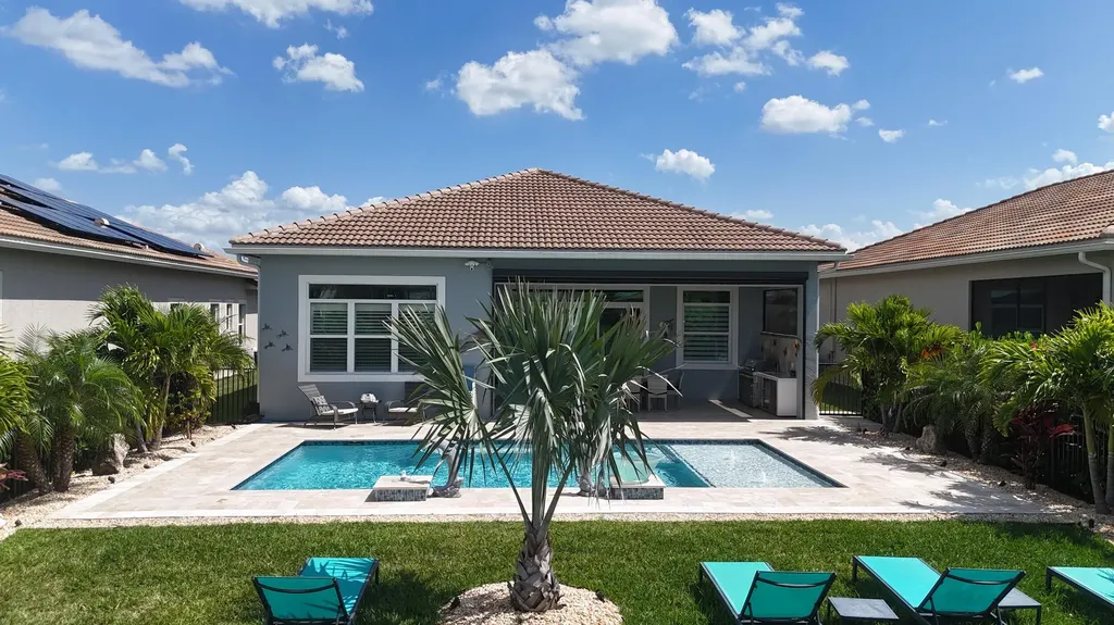 9282 SW Miracoli Way Port St Lucie FL 34987