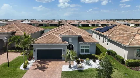 9282 SW Miracoli Way Port St Lucie FL 34987